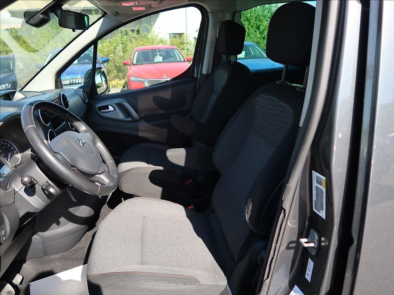 Citroën Berlingo 1,6 BHDi,73kW,NovéČR,Serv.kn. - fotka 12 z 25