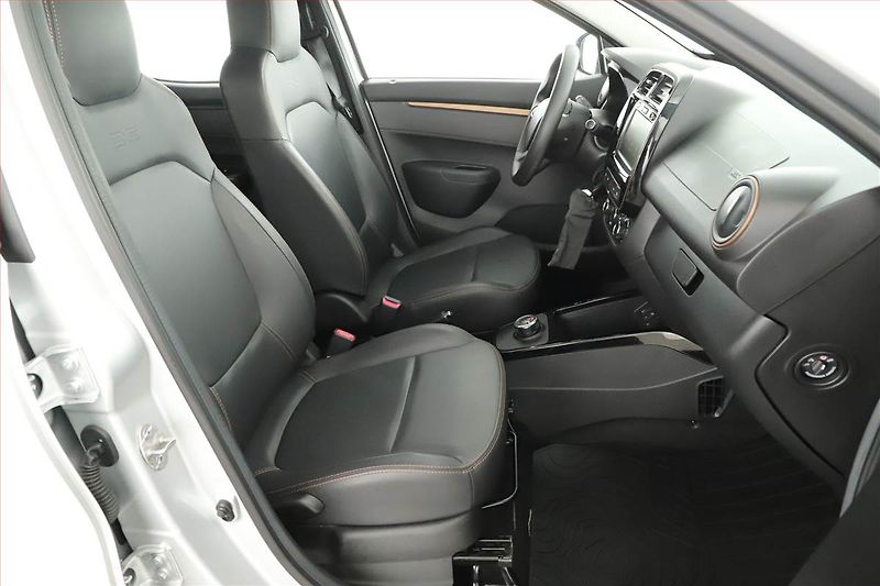 Dacia Spring (2023) Electric 65 (27 kWh), SoH 92% - fotka 14 z 17