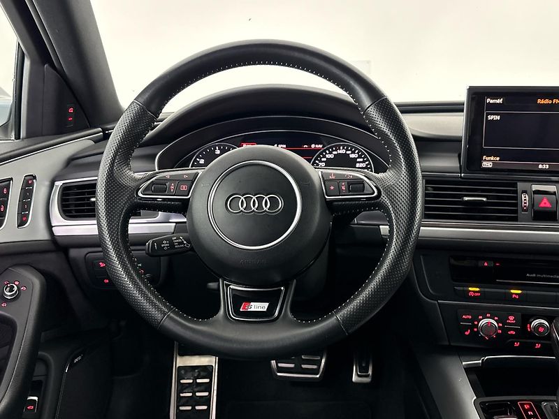 Audi A6 quattro S tronic - fotka 18 z 29