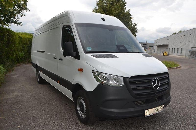 Mercedes-Benz Sprinter 317 XL výbava 22.000 km  - fotka 25 z 33