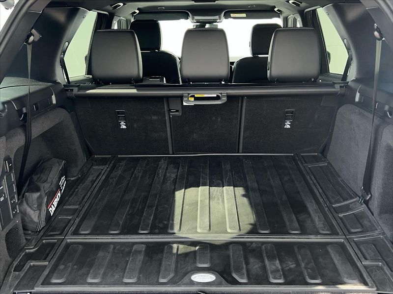 Land Rover Discovery 3,0 S 183kW AWD D250 7míst - fotka 14 z 31