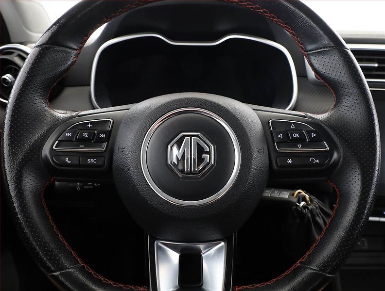 MG ZS (2022) 1.5, ČR,1.maj, Serv.kniha - fotka 8 z 17