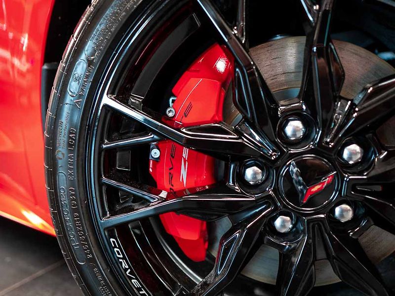 Chevrolet Corvette (2026) 6.2 Stingray 3LT Z51 Facelift - fotka 43 z 45