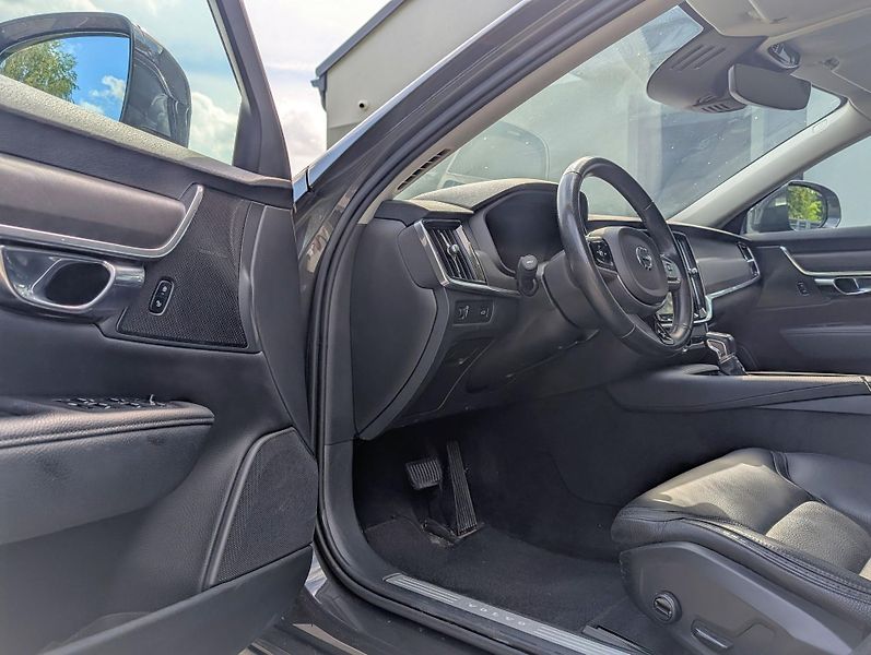 Volvo V90 (2018) Velmi zachovale  - fotka 7 z 7