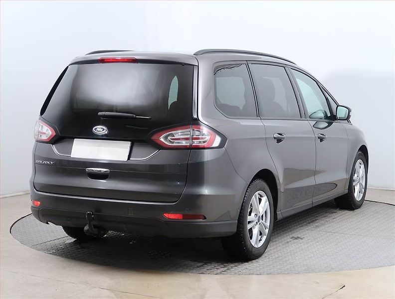 Ford Galaxy (2018) 2.0 TDCi, 7 míst, Navi - fotka 5 z 16
