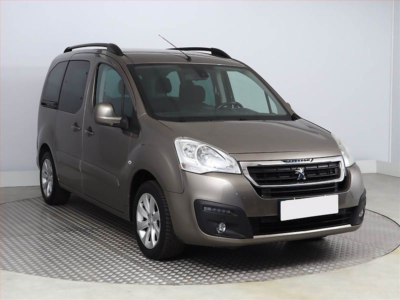 Peugeot Partner (2017) Allure 1.6 BlueHDi, 5Míst, ČR - fotografie inzerátu