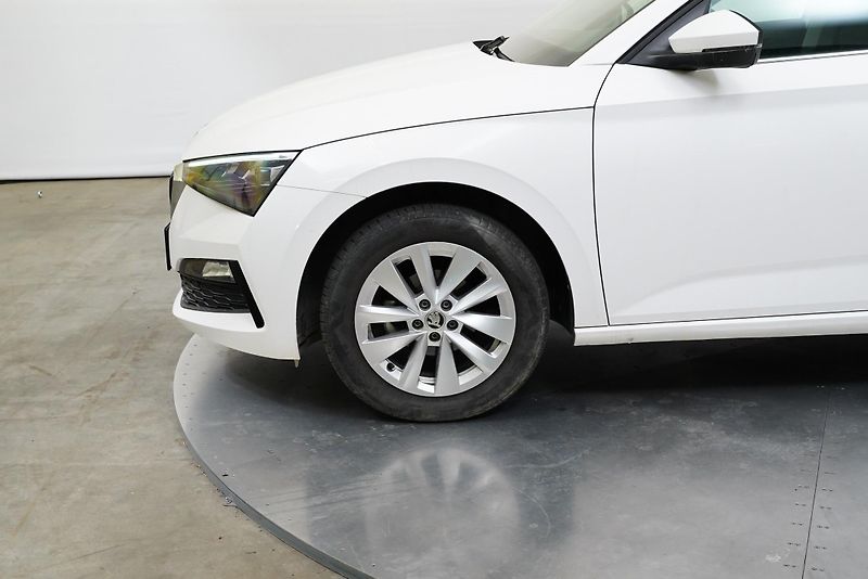 Škoda Scala - fotka 10 z 25