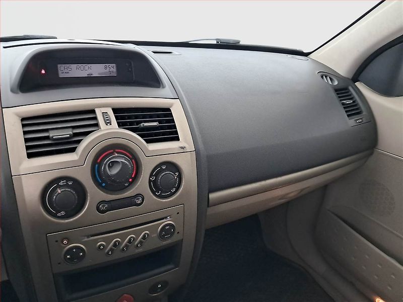 Renault Mégane (2006) 2.0 16V , jezdí výborně - fotka 13 z 17