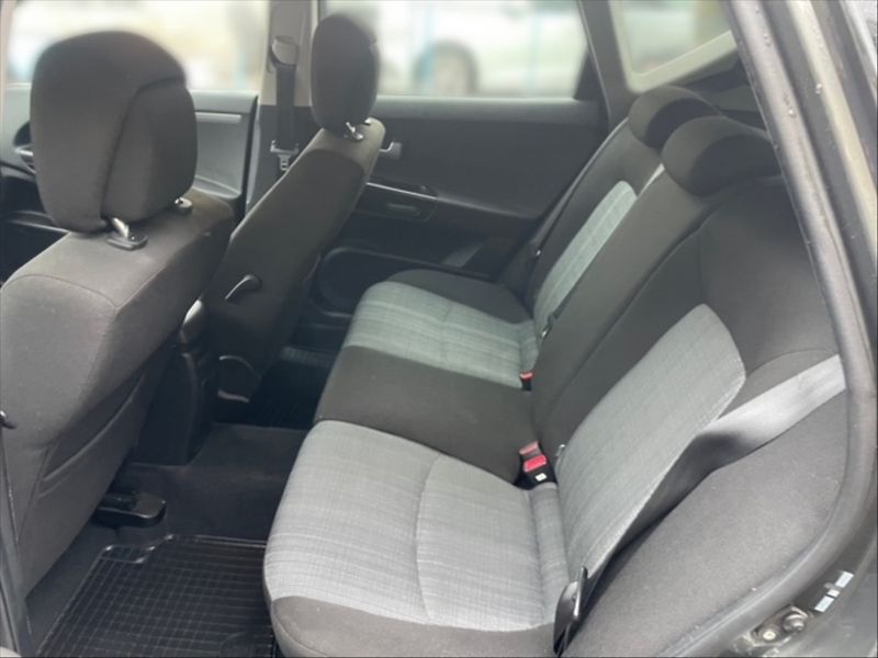 Kia Ceed 1,6 CRDi 85KW - fotka 8 z 11