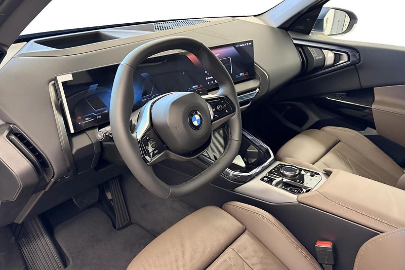 BMW X3 20 xDrive - fotka 3 z 10