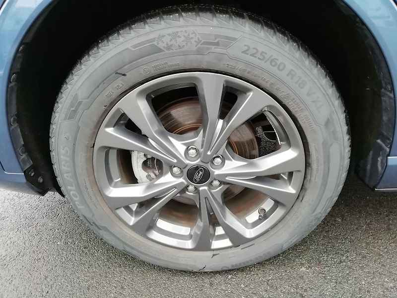 Ford Kuga Plug-In Hybrid ST-Line X - fotka 20 z 20