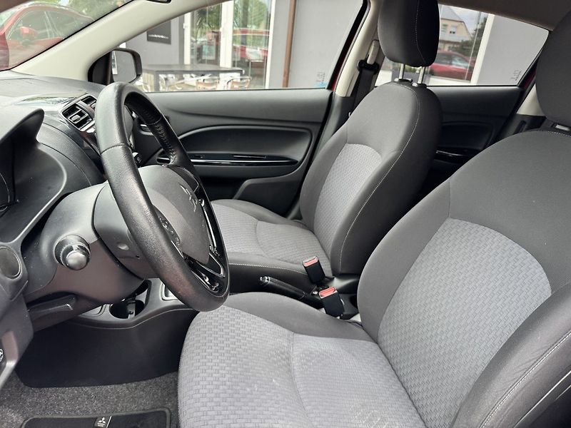 Mitsubishi Space Star (2018) 1.2i Mivec Navi Automat DAB - fotka 31 z 50