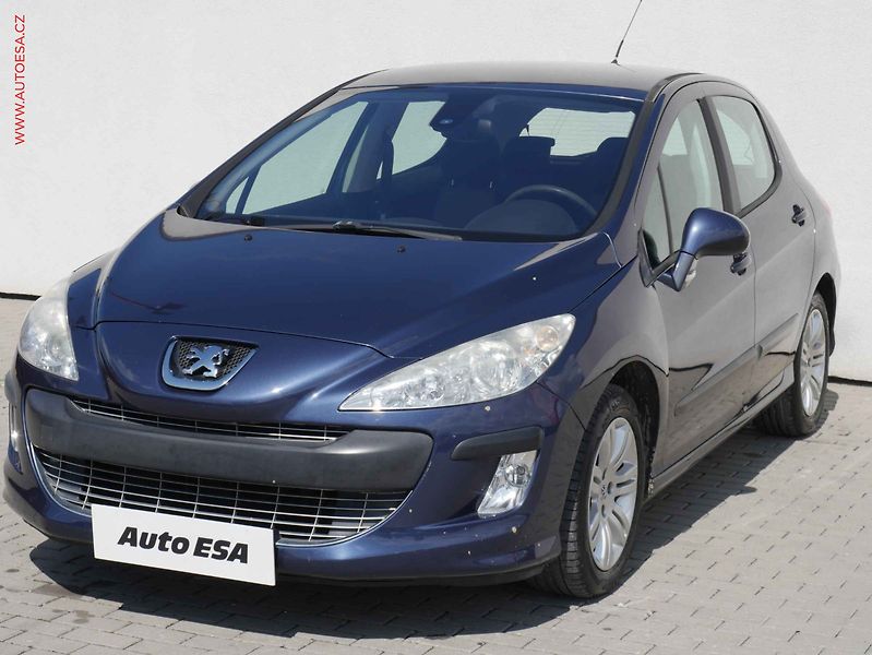 Peugeot 308 (2008) 1.6HDi, AC, tažné - fotka 3 z 16