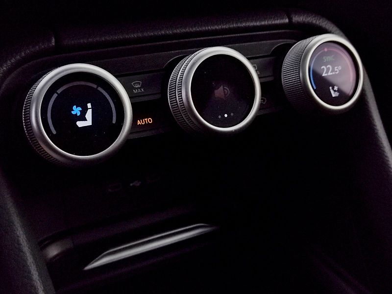 Škoda Kodiaq (2024) Exclusive Selection 2,0 tdi 14 - fotka 27 z 49