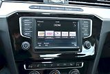 Volkswagen Passat (2017) HIGHLINE 2.0 BiTDI 176kW DSG 4 - náhled 17