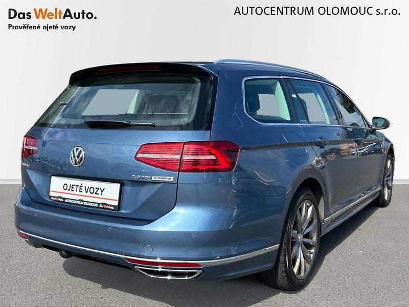 Volkswagen Passat (2017) Variant 2.0 TDI 6DSG - fotka 2 z 29