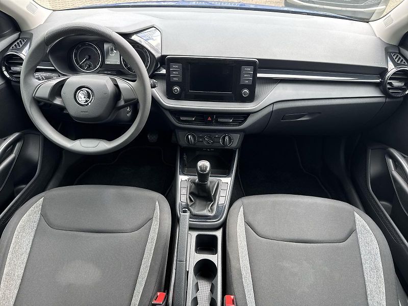 Škoda Fabia (2022) 1.0 MPI Active - fotka 5 z 23