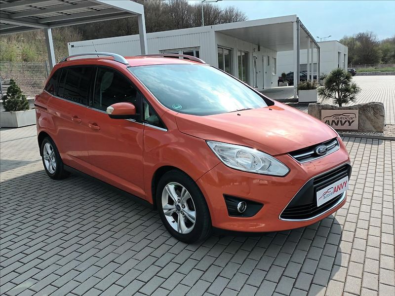 Ford Grand C-MAX 2,0 TDCI,103KW,NAVI,SERVIS, - fotka 3 z 45