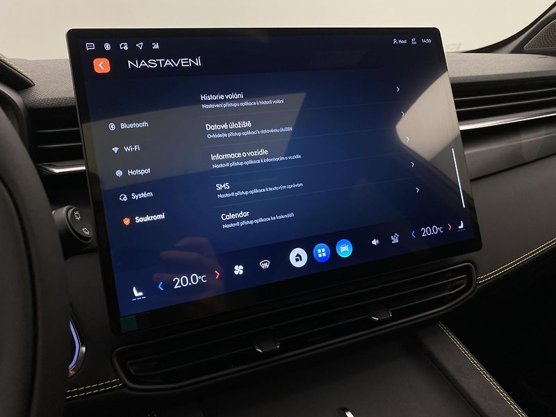 Lynk & Co 01 (2025) MORE PHEV AUT CZ 1.maj - fotka 90 z 90