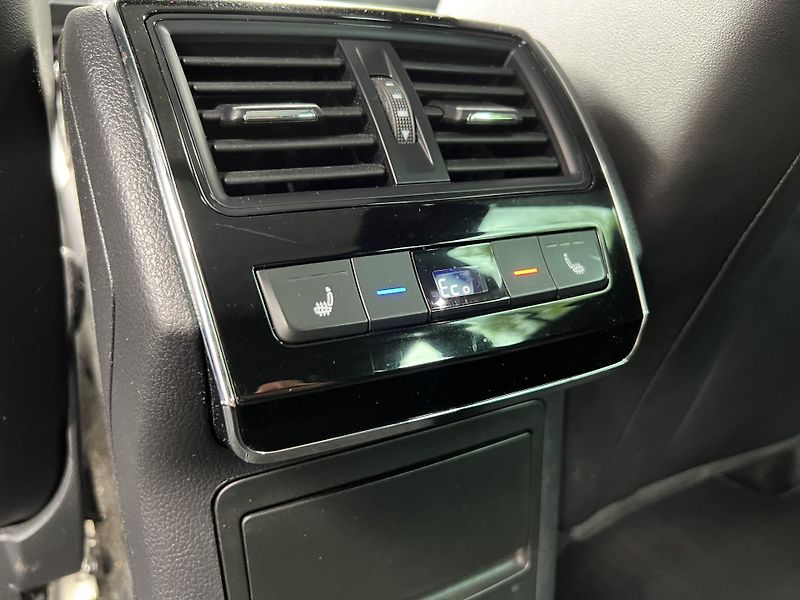 Škoda Superb iV 1.4 TSi 160 kW SPORTLINE - fotka 24 z 24