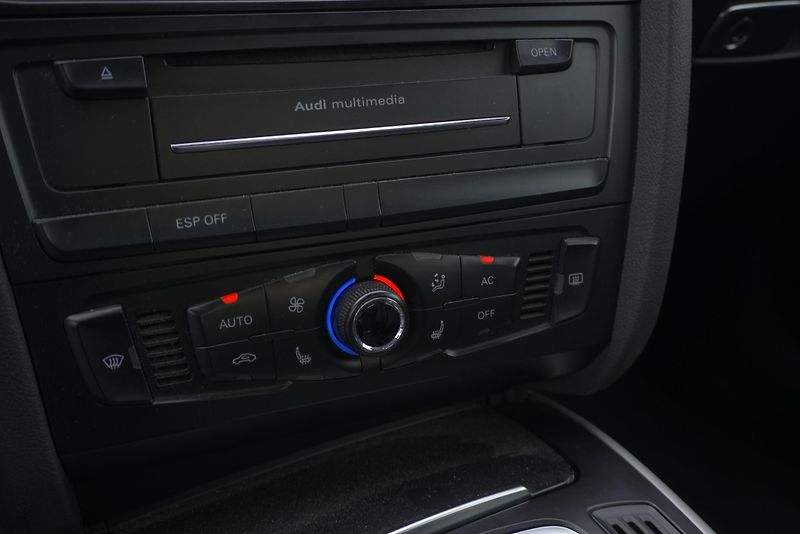 Audi A5 (2009) 2,0 TFSI KABRIO AUTOMAT - fotka 8 z 25