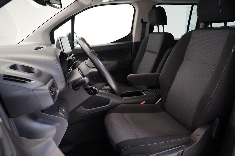 Toyota ProAce City Verso - fotka 6 z 6