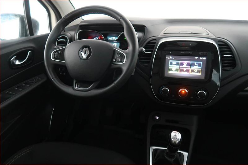 Renault Captur (2017) 1.2 TCe, Navi, Tempomat - fotka 7 z 19