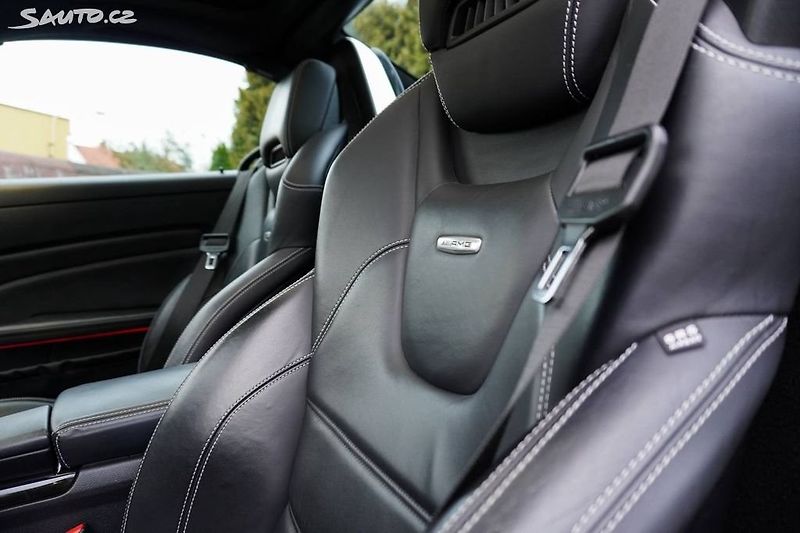 Mercedes-Benz SLK (2012) 55 AMG V8 310KW MAGIC SKY - fotka 20 z 24