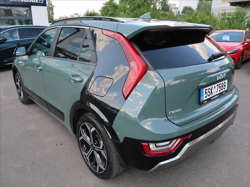 Kia Niro 1,6 GDi,HEV,Premium,tov.záruka - fotka 4 z 30