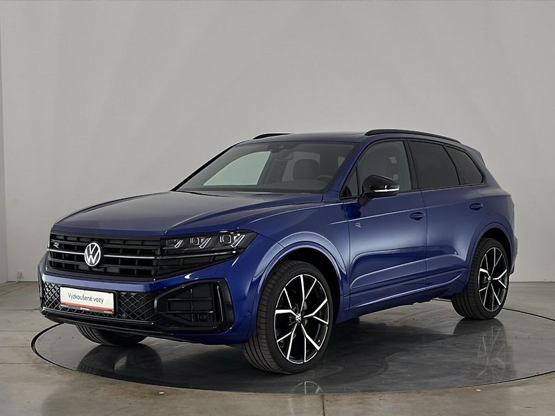 Volkswagen Touareg R-Line - fotka 1 z 31