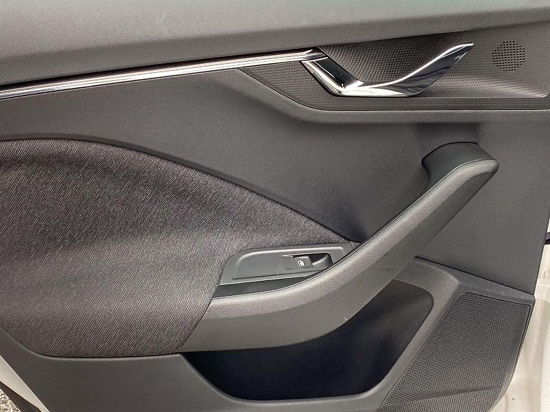 Škoda Scala (2022) 1.0 TSI Style - fotka 25 z 34