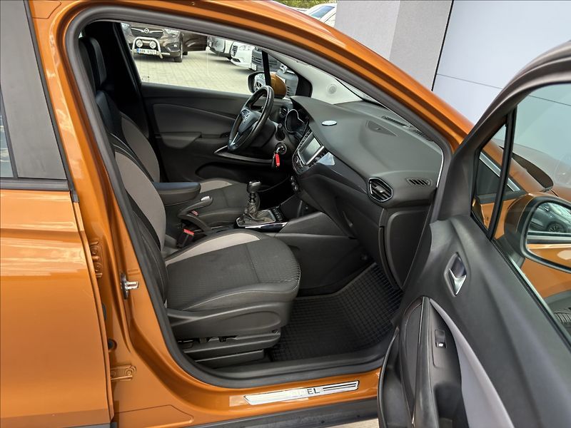 Opel Crossland X 1,2 i 81 KW CZ 1 MAJ AUT KLIMA - fotka 19 z 31