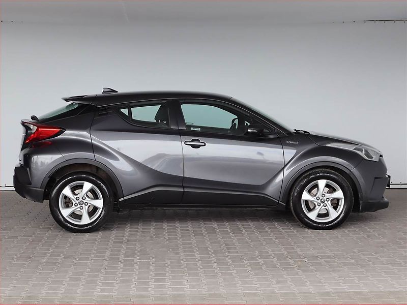 Toyota C-HR (2018) 1.8 Hybrid, Automat - fotka 6 z 21