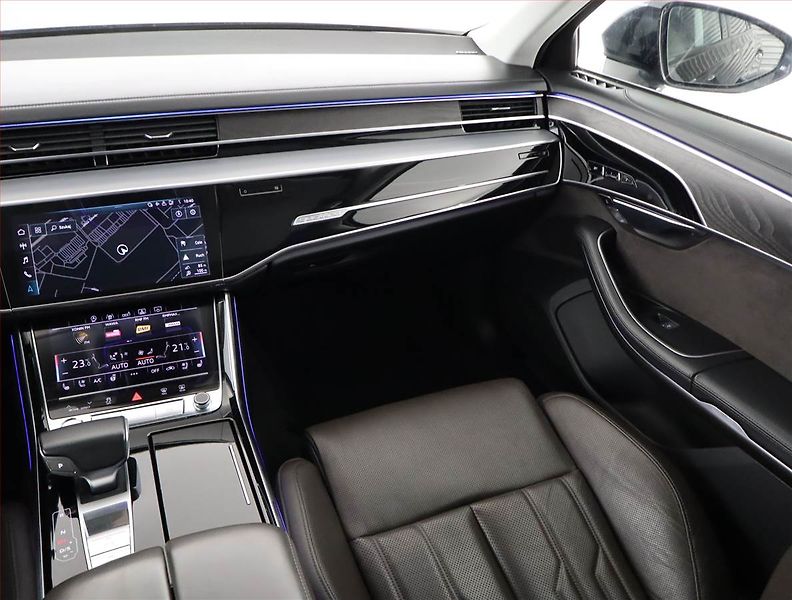 Audi A8 (2019) 55 TFSI - fotka 8 z 21