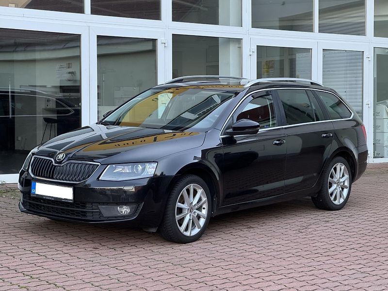 Škoda Octavia (2014) COMBI 1.6 TDI - fotka 2 z 21