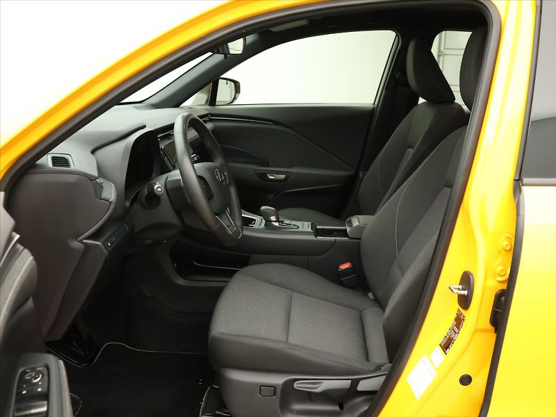 Lexus LBX 1,5 HEV FWD 100kW CZ 1.Maj - fotka 11 z 28