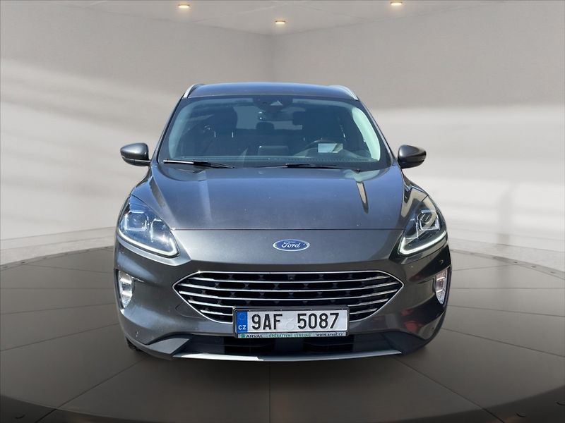 Ford Kuga 1,5 EBL 88 Titanium AT - fotka 2 z 11