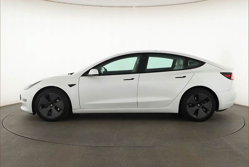 Tesla Model 3 (2020) Long Range 4WD 74kWh, SoH 92% - fotka 3 z 26