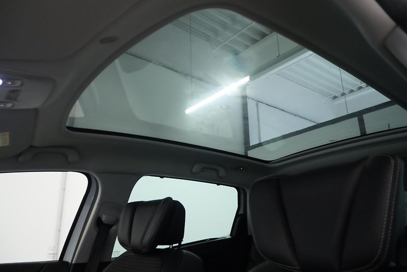 Renault Grand Scénic - fotka 27 z 27