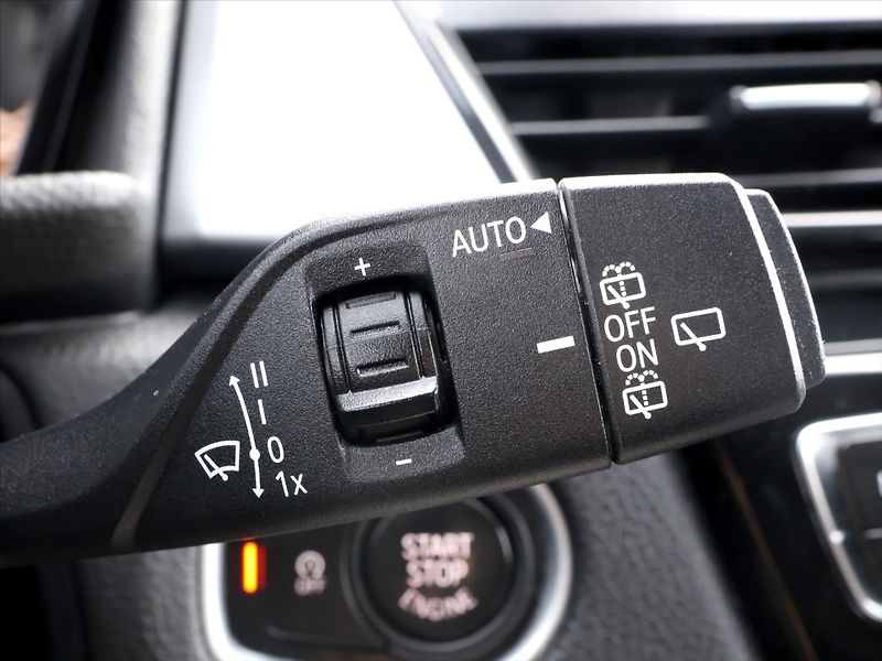 BMW Řada 2 1,5 118i 100kW LED Automat - fotka 20 z 41