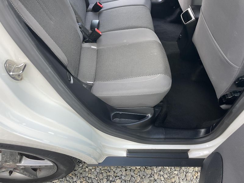 Seat Altea 1.6TDi 105PS XXL ECOMOTIVE TOP - fotka 139 z 189