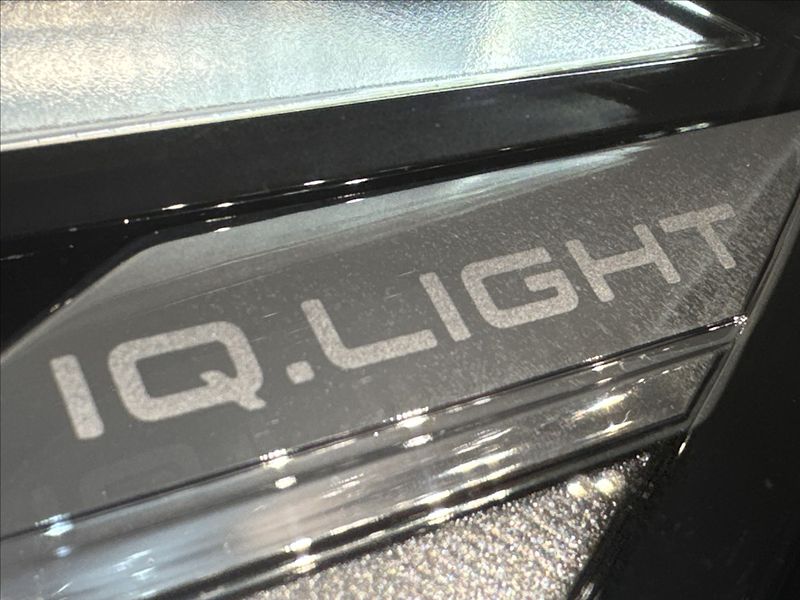 Volkswagen ID.3 Pro 1st Edition IQ Light ACC - fotka 8 z 49