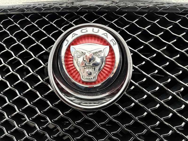 Jaguar XF 3,0 V6 Sportbrake REZERVACE - fotka 5 z 37