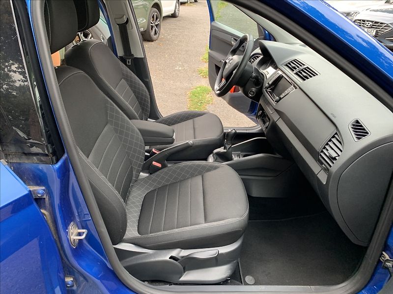 Škoda Fabia 1,2 TSI 81KW STYLE 1.MAJ.,ČR - fotka 12 z 16