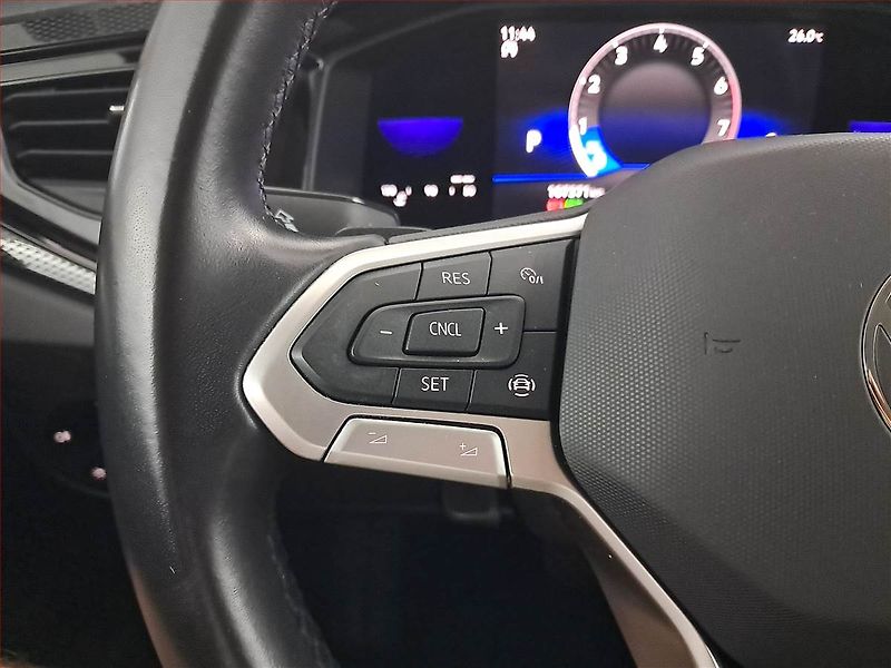 Volkswagen Taigo (2022) Life 1.0 TSI, Automat - fotka 17 z 19