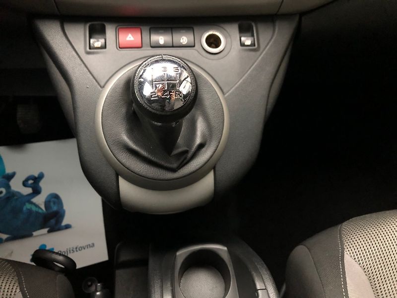Peugeot Partner (2011) Teppe 1.6 HDi Panorama - fotka 20 z 32