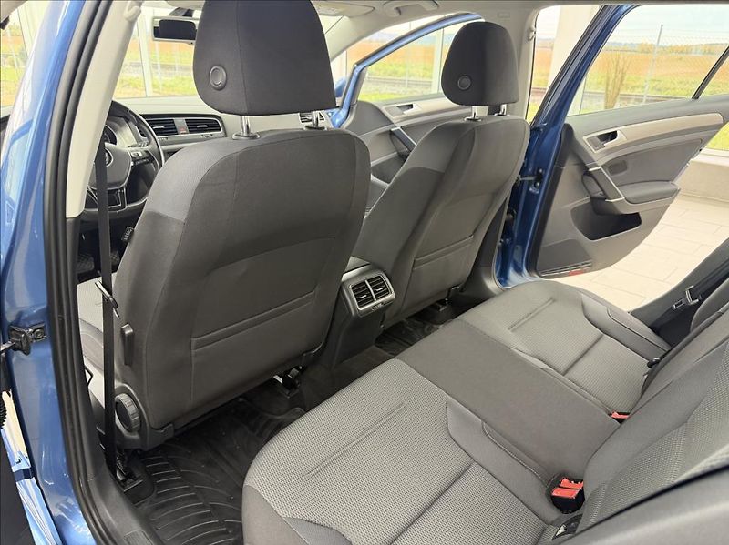 Volkswagen Golf 1,4 TSI,Navigace,digiklima,TZ - fotka 23 z 30