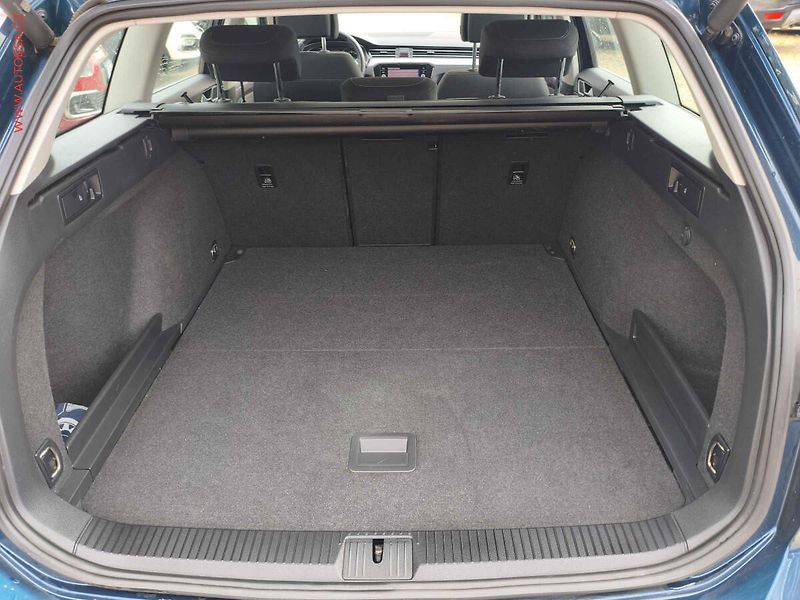 Volkswagen Passat (2022) 2.0 TDi, Business,  DSG - fotka 7 z 19