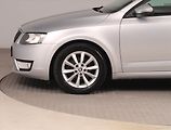 Škoda Octavia (2013) 1.6 TDI, Tempomat - náhled 14