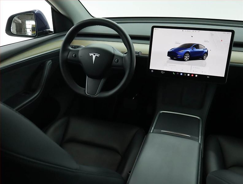 Tesla Model Y (2022) Long Range AWD 79kWh, SoH 91% - fotka 7 z 21